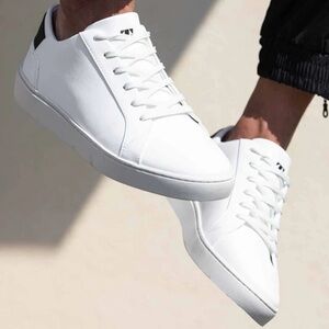 Thousand Fell Men’s Lace Up Gym Shoe